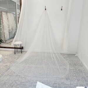 Beaded Trim with Shimmer Cathedral Veil